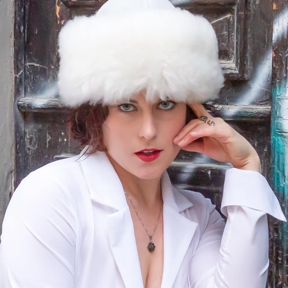 Meet your Posher, Abby